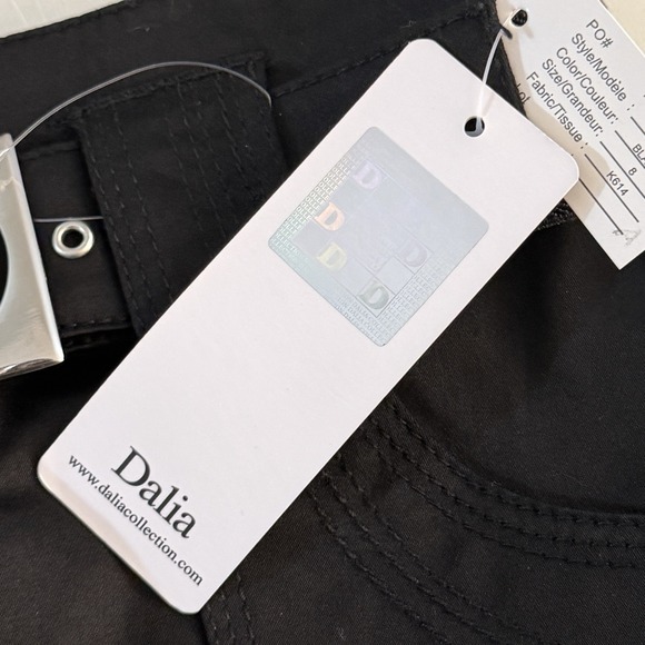 Dalia Collection Black Front Zip Pencil Skirt Size 8 Pockets Stretch Mod NWT - Picture 2 of 13